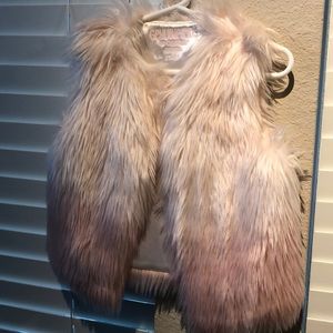 2-tone pink faux fur